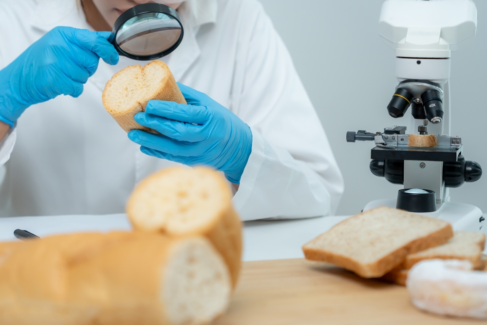 Scientist,Check,Chemical,And,Fungus,In,Laboratory.,Control,Experts,Inspect